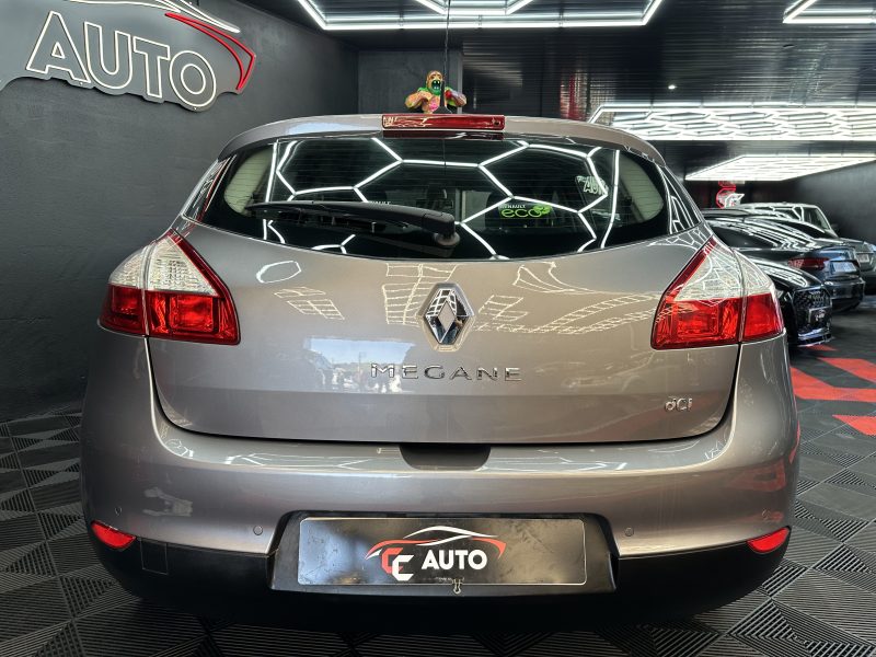 RENAULT MEGANE III Berline  2013