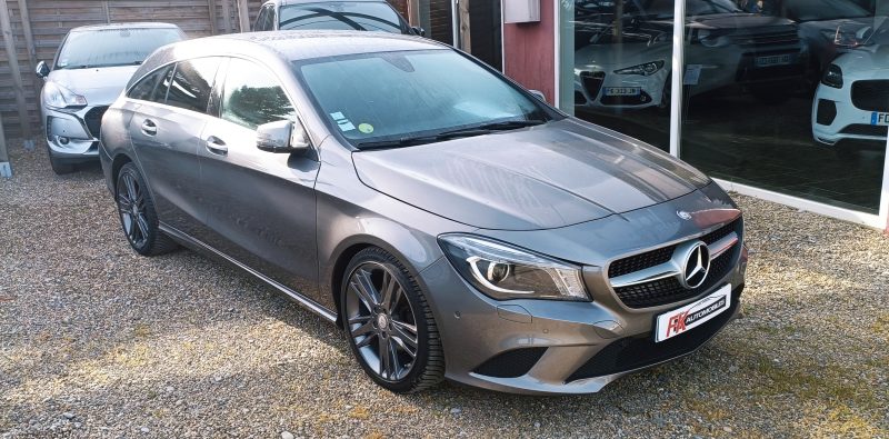 MERCEDES CLASSE CLA Shooting Brake 220 d Fascination 7G-DCT