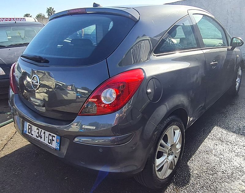 OPEL CORSA 2011