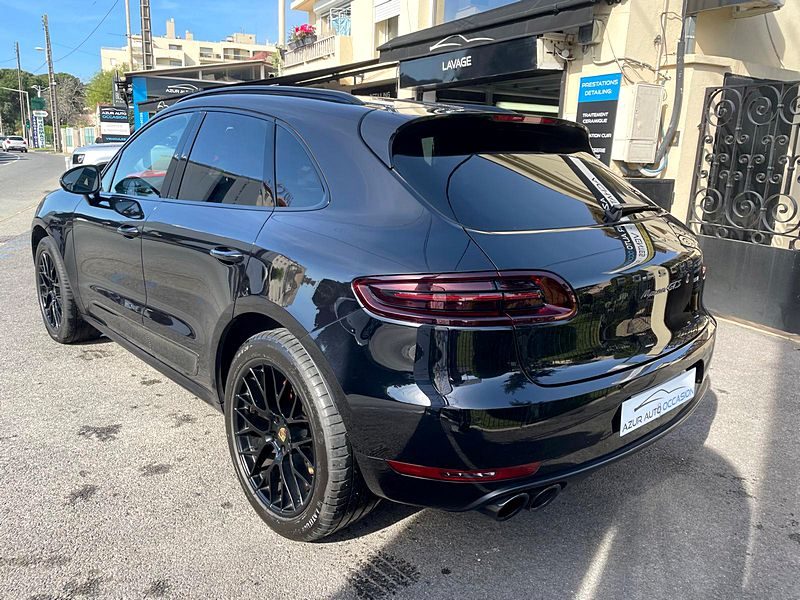 PORSCHE MACAN GTS