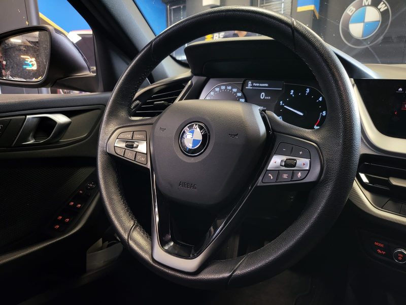 BMW SERIE 1 (F40)116d DCT7 BUSINESS / SUIVI COMPLET BMW / CAMERA / CARPLAY / KEYLESS