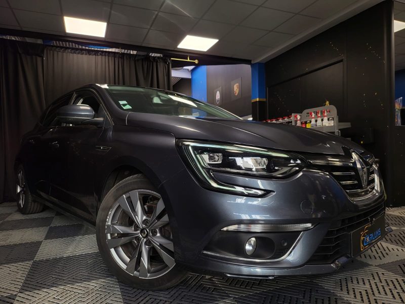 RENAULT MEGANE IV 1.3 TCE 140cv EDC7 INTENS / CAMERA DE RECUL / LUMIERE D'AMBIANCE / KEYLESS GO