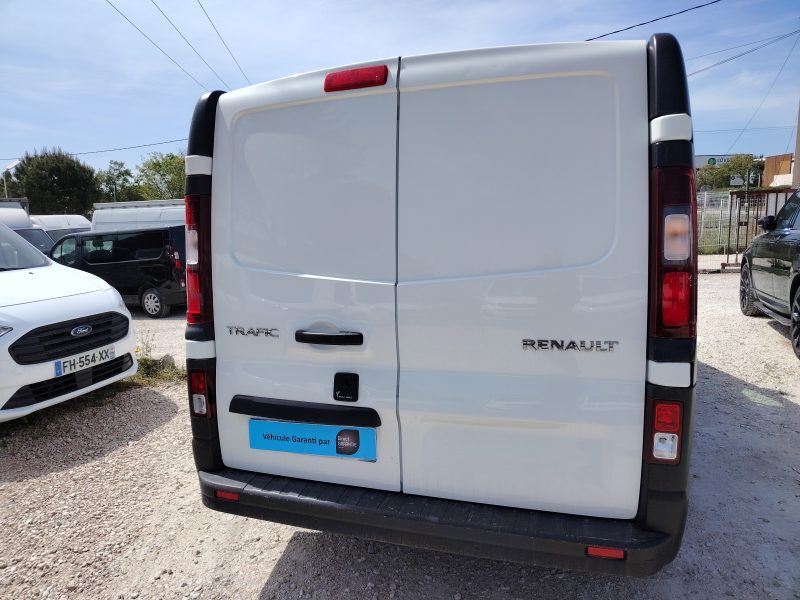 RENAULT TRAFIC III Camionnette 2020