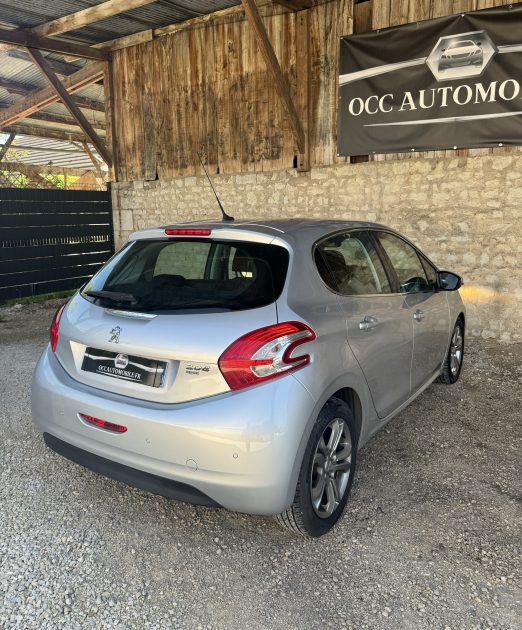 PEUGEOT 208 I 2015