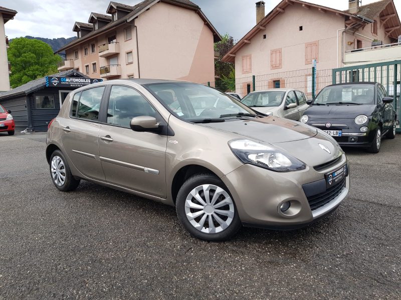 RENAULT CLIO III 1.2 TCe 100CV TOMTOM