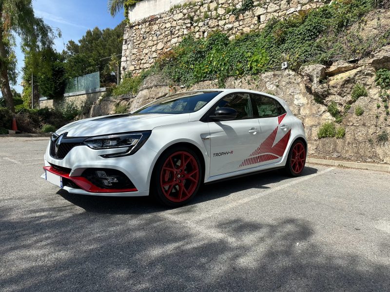 RENAULT MEGANE IV 300 RS TROPHY-R