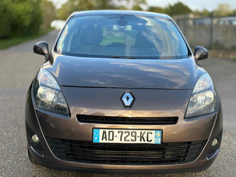 RENAULT GRAND SCENIC III 2009