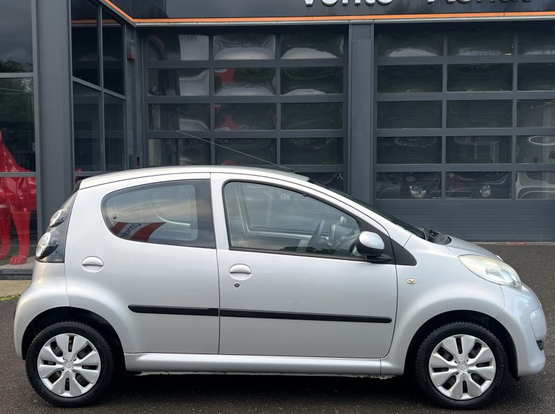 CITROEN C1 1.0 68 Cv PREMIERE MAIN 5 PORTES CLIMATISATION BLUETOOTH 14 400 Kms - GARANTIE 1 AN