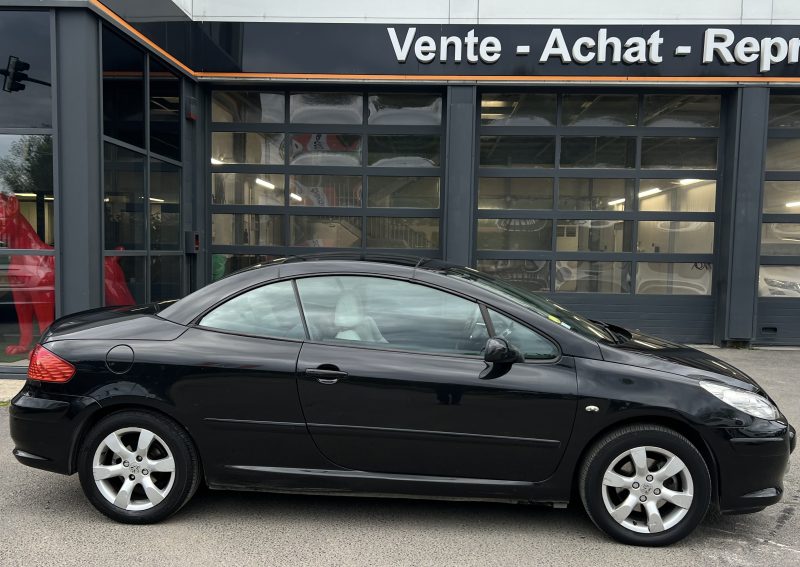 PEUGEOT 307 PHASE 2 CC COUPE CABRIOLET 2.0 140 Cv BOITE AUTOMATIQUE / LUXE - GARANTIE 1 AN