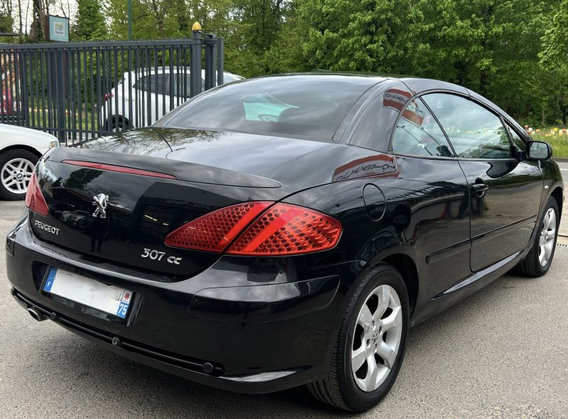 PEUGEOT 307 PHASE 2 CC COUPE CABRIOLET 2.0 140 Cv BOITE AUTOMATIQUE / LUXE - GARANTIE 1 AN