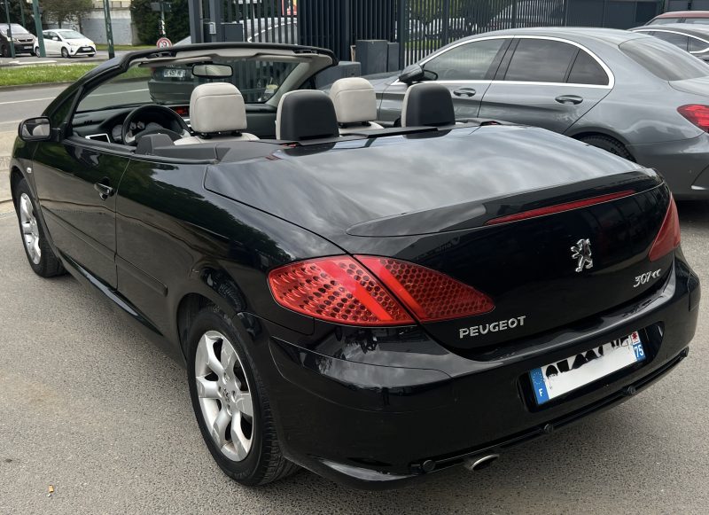 PEUGEOT 307 PHASE 2 CC COUPE CABRIOLET 2.0 140 Cv BOITE AUTOMATIQUE / LUXE - GARANTIE 1 AN