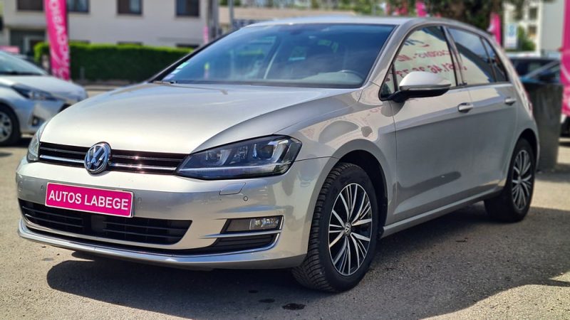 VOLKSWAGEN GOLF VII 2016