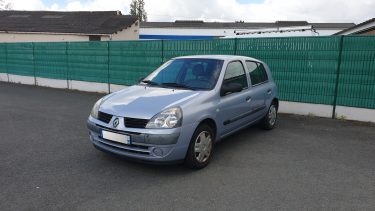 RENAULT CLIO II 1.2 16v Confort Pack Clim Dynamique