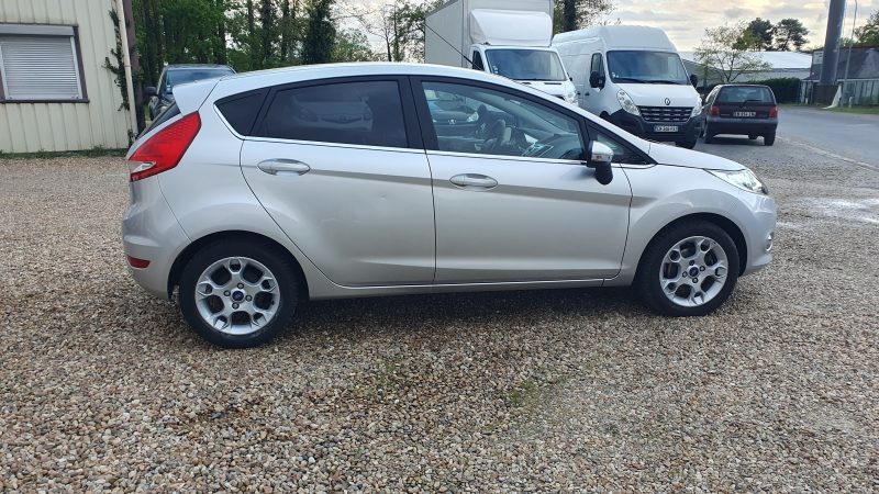 FORD FIESTA VI 2012