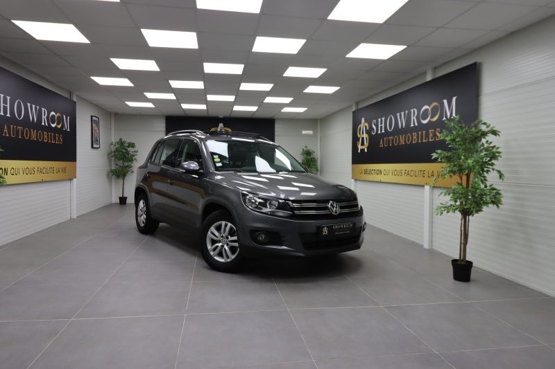 VOLKSWAGEN TIGUAN 2016