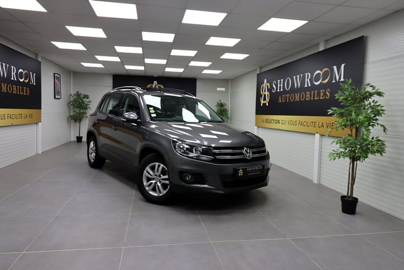 VOLKSWAGEN TIGUAN 2016