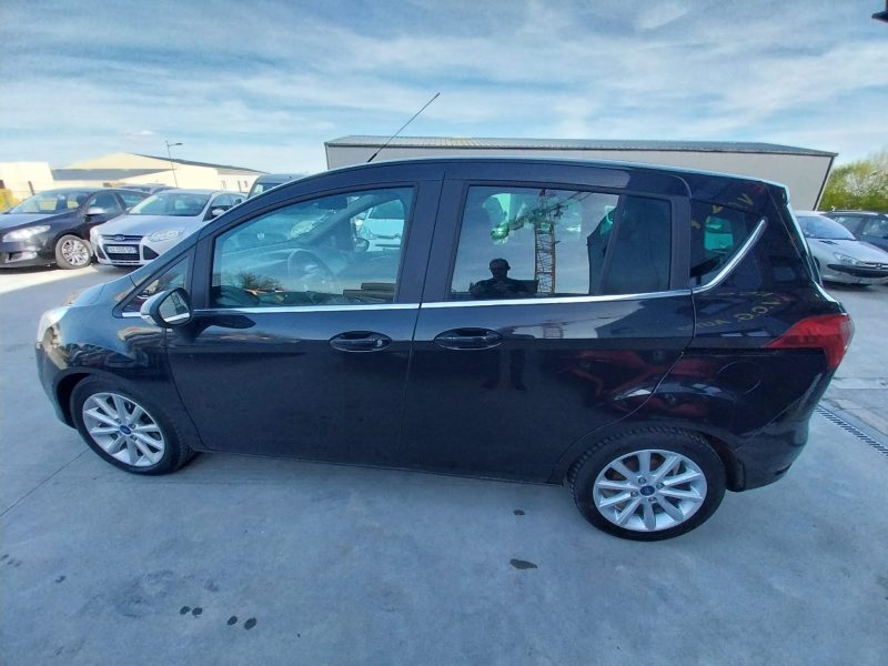 FORD B-MAX 1.6 TDCi 95 Titanium