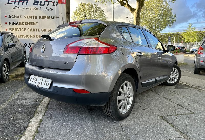 RENAULT MEGANE 2011