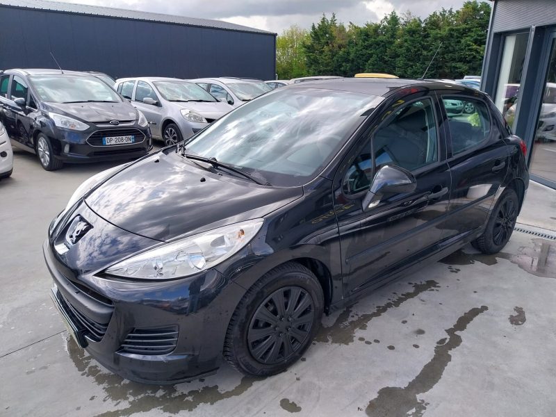 PEUGEOT 207 1.4 16V 95 Active