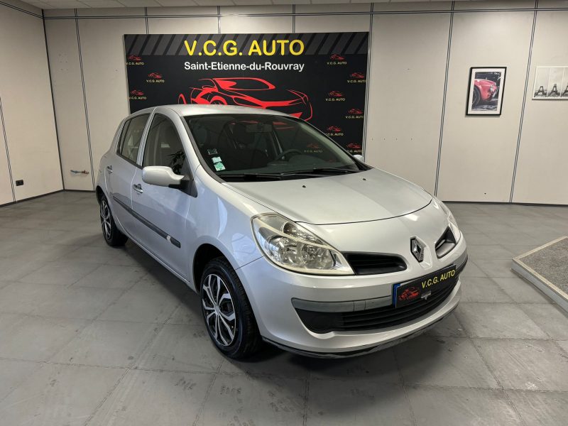 RENAULT CLIO III 1.2 16V 75 Expression