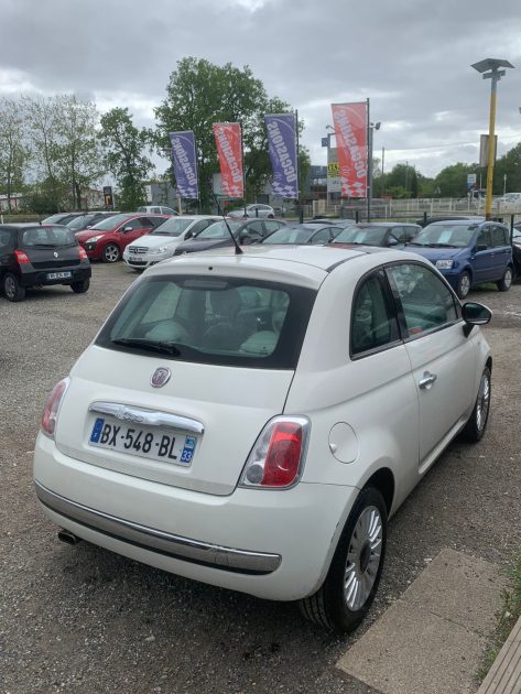 FIAT 500 LOUNGE 2011