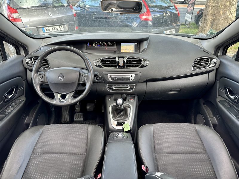 RENAULT SCENIC III 2013