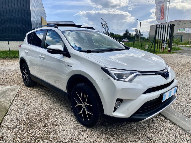 TOYOTA RAV 4 IV DESIGN 09/2016