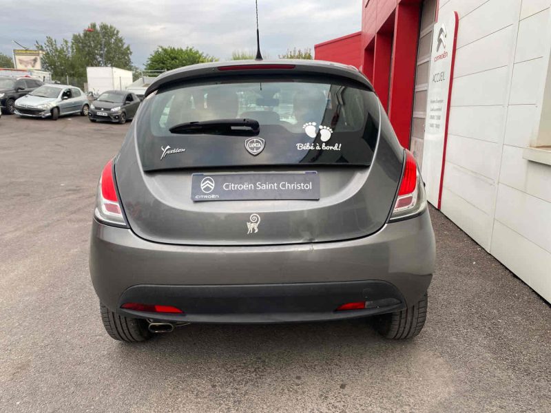 LANCIA YPSILON 2013