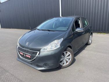 PEUGEOT 208 2013