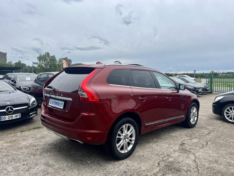 VOLVO XC60 T5 245 ch