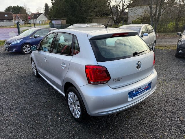 VOLKSWAGEN POLO V 1.4 FSI Comfortline 2010 -  46537 KM