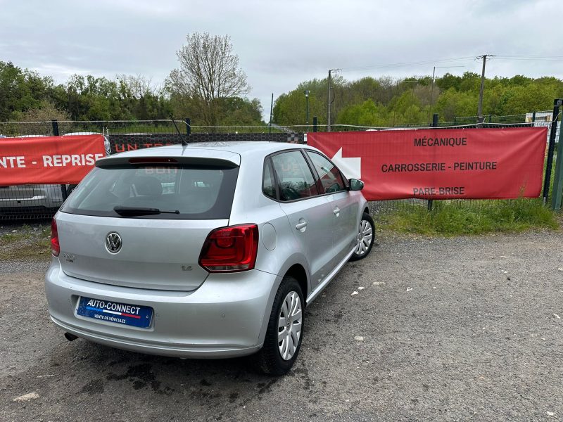 VOLKSWAGEN POLO V 1.4 FSI Comfortline 2010 -  46536 KM