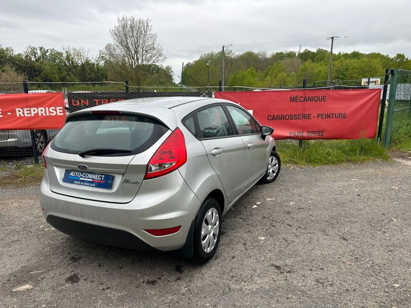 Ford Fiesta 1.4 Trend 2011 - 16477 KM