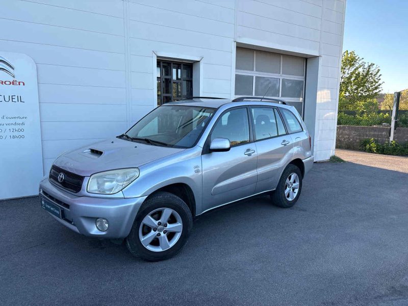 TOYOTA RAV 4 II 2004