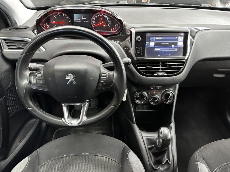 PEUGEOT 208 I 2014