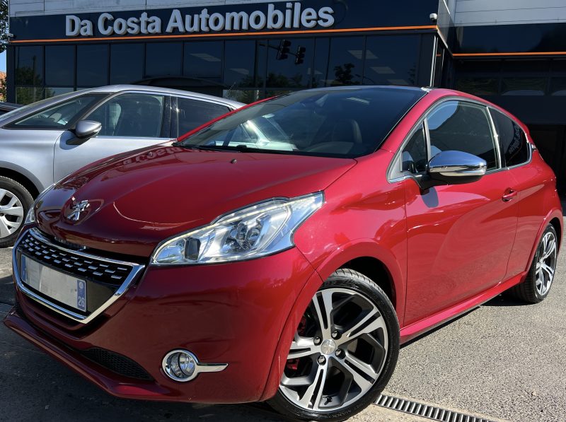 PEUGEOT 208 GTI 1.6 TURBO 200 Cv 55 100 Km TOIT PANORAMIQUE GPS BLUETOOTH CRIT AIR 1 - GARANTIE 1 AN