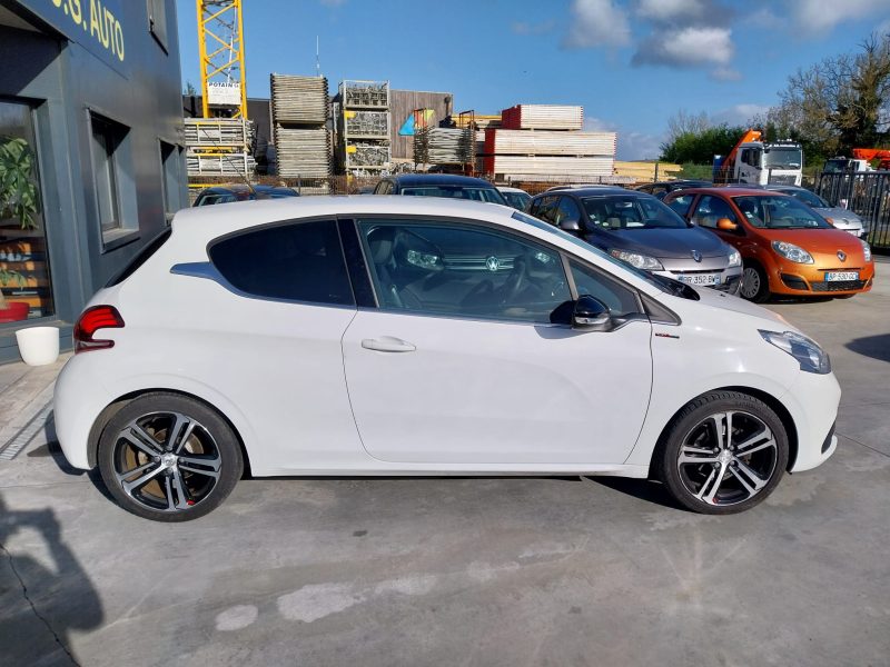 PEUGEOT 208 1.2 Puretech 110 GT Line