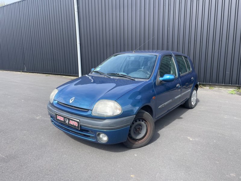 RENAULT CLIO 2 2000