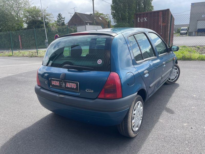 RENAULT CLIO 2 2000