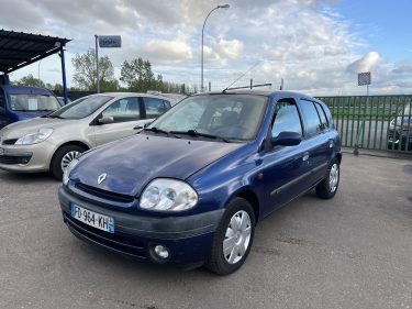 RENAULT CLIO II 2001