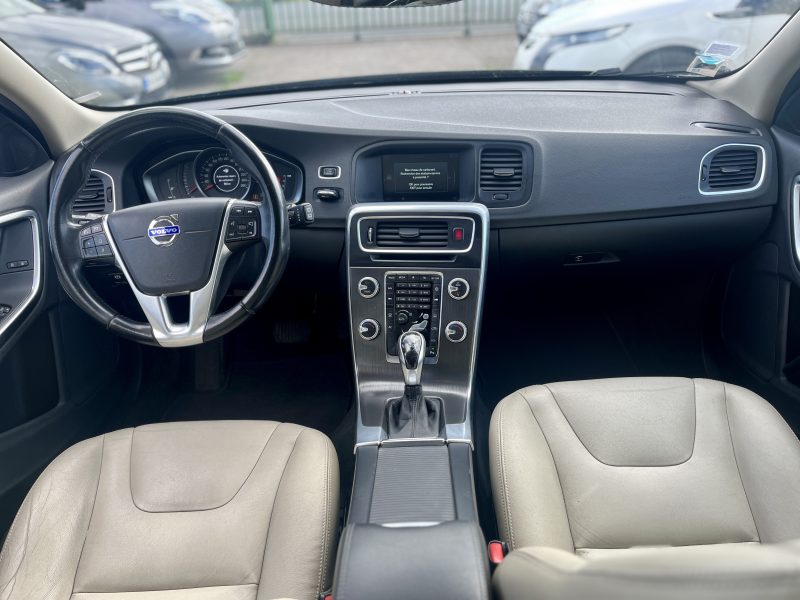 VOLVO V60 I 2014