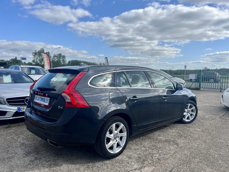 VOLVO V60 I 2014