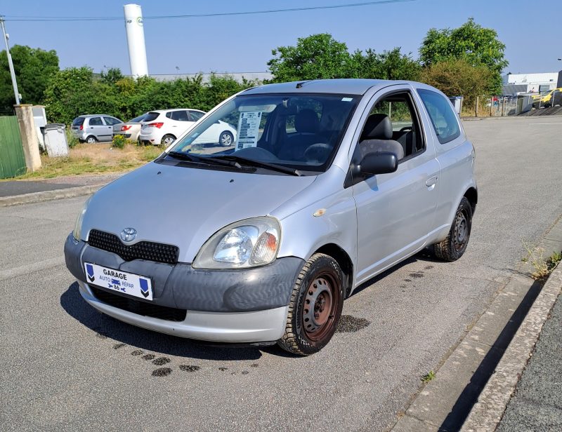 TOYOTA YARIS 2003