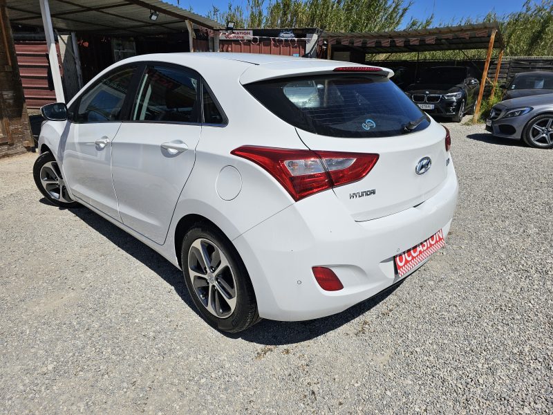 HYUNDAI I30 1,6 CRDI 110 CH BLUE DRIVE INTUITIVE 