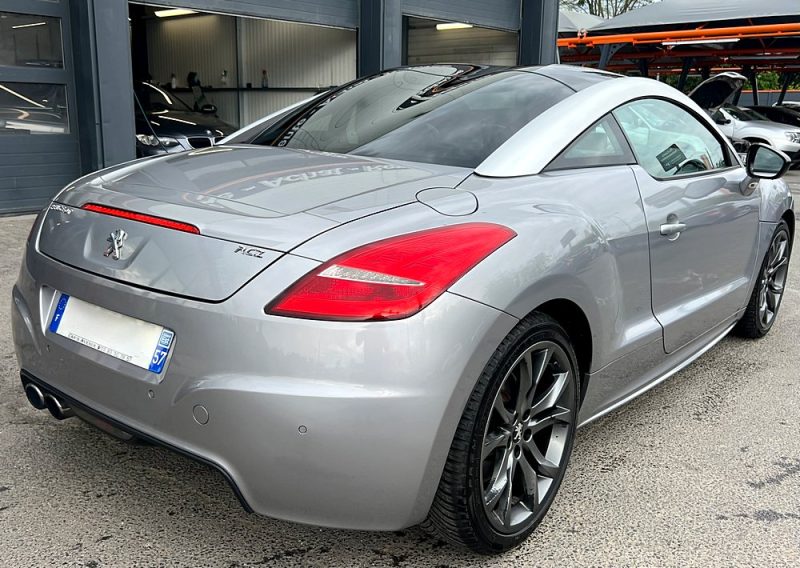 PEUGEOT RCZ 2.0 HDI 163 Cv 89 900 Kms / ORIGINE FRANCE GPS XENONS JANTES 19 - GARANTIE 1 AN