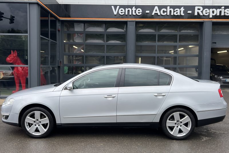 VOLKSWAGEN PASSAT B6 VI 2.0 TDI 110 Cv TOIT OUVRANT GPS / 97 500 Kms CRIT AIR 2 - GARANTIE 1 AN