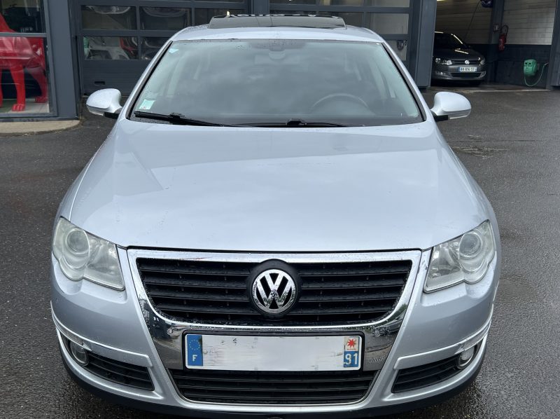 VOLKSWAGEN PASSAT B6 VI 2.0 TDI 110 Cv TOIT OUVRANT GPS / 97 500 Kms CRIT AIR 2 - GARANTIE 1 AN