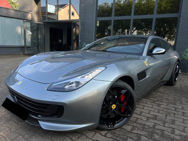 FERRARI GTC4Lusso 3.9 V8 T 611 DCT*JBL*PANO*CARBON*