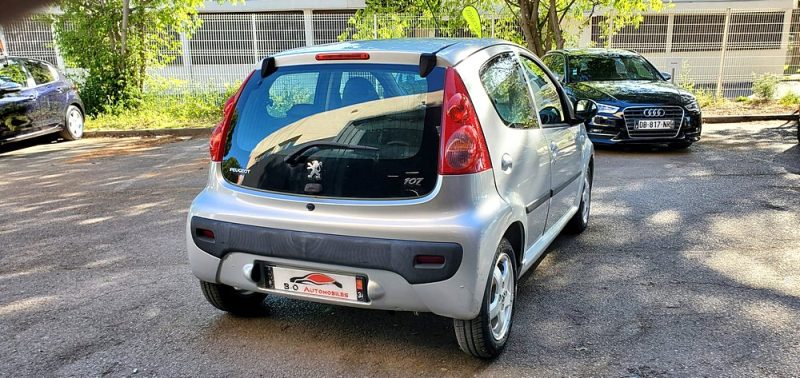 Peugeot 107 1.0 68cv 12v Black and silver, *Clim*, *Idéale jeune conducteur*