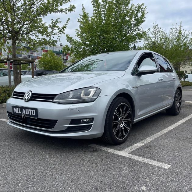 VOLKSWAGEN GOLF 2014